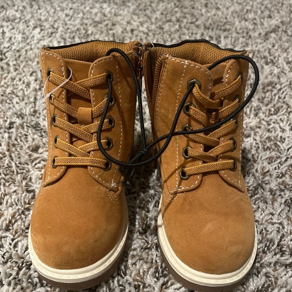 Toddler 7 brown boots - Picture 3 of 3